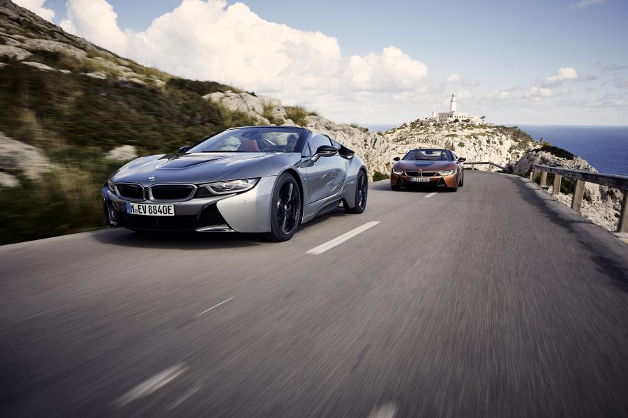  BMW i8 Roadster (I15) 2018 года  (WW) (фото 51 из 198)